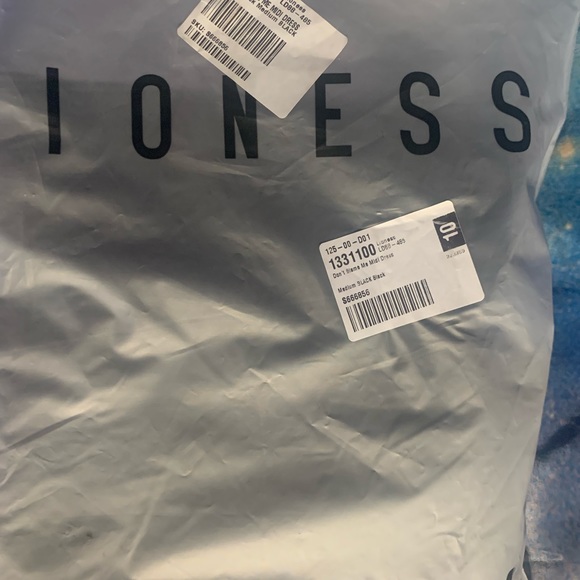 LIONESS Don’t Blame Me midi dress size M - Picture 5 of 6